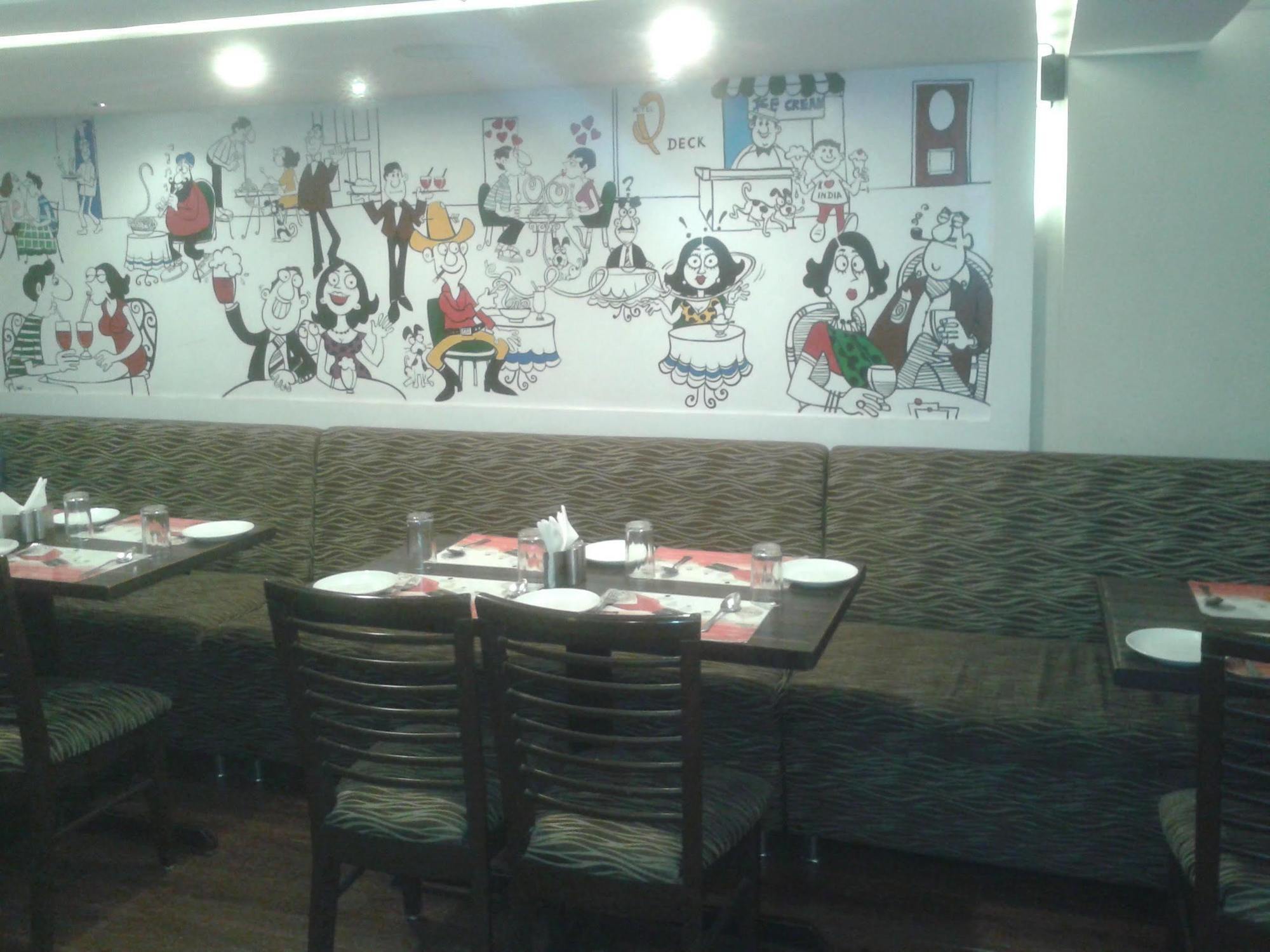Hotel Q Deck Mumbai Eksteriør bilde